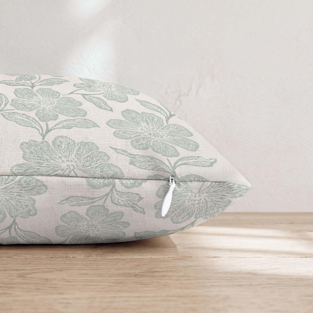 HH042911 HH042911_pillow_edge_zipper.png