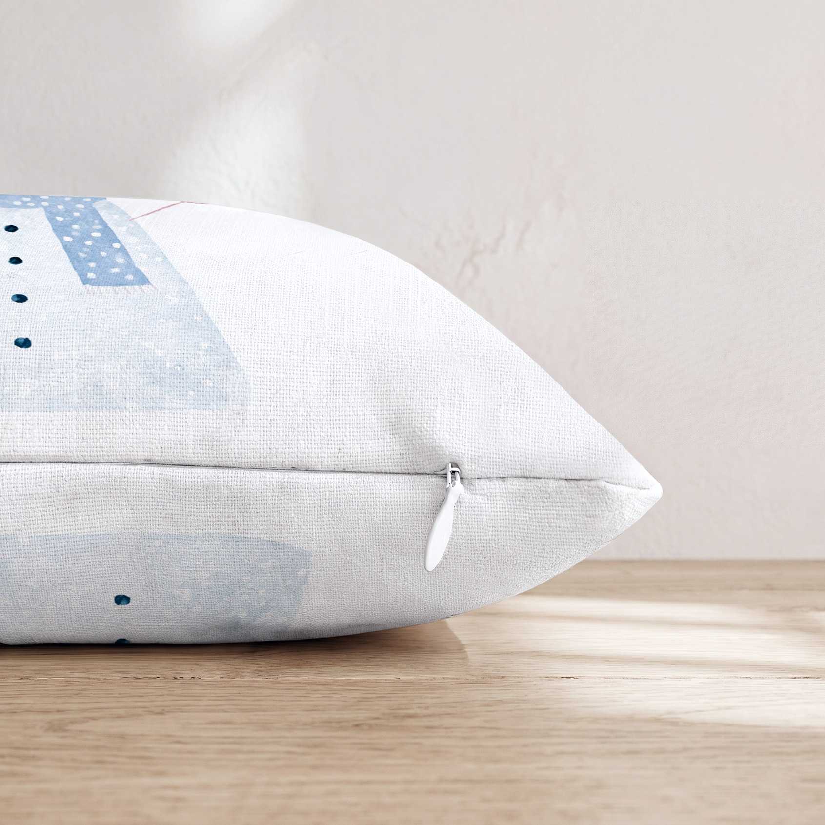 HH067480 HH067480_pillow_edge_zipper.png