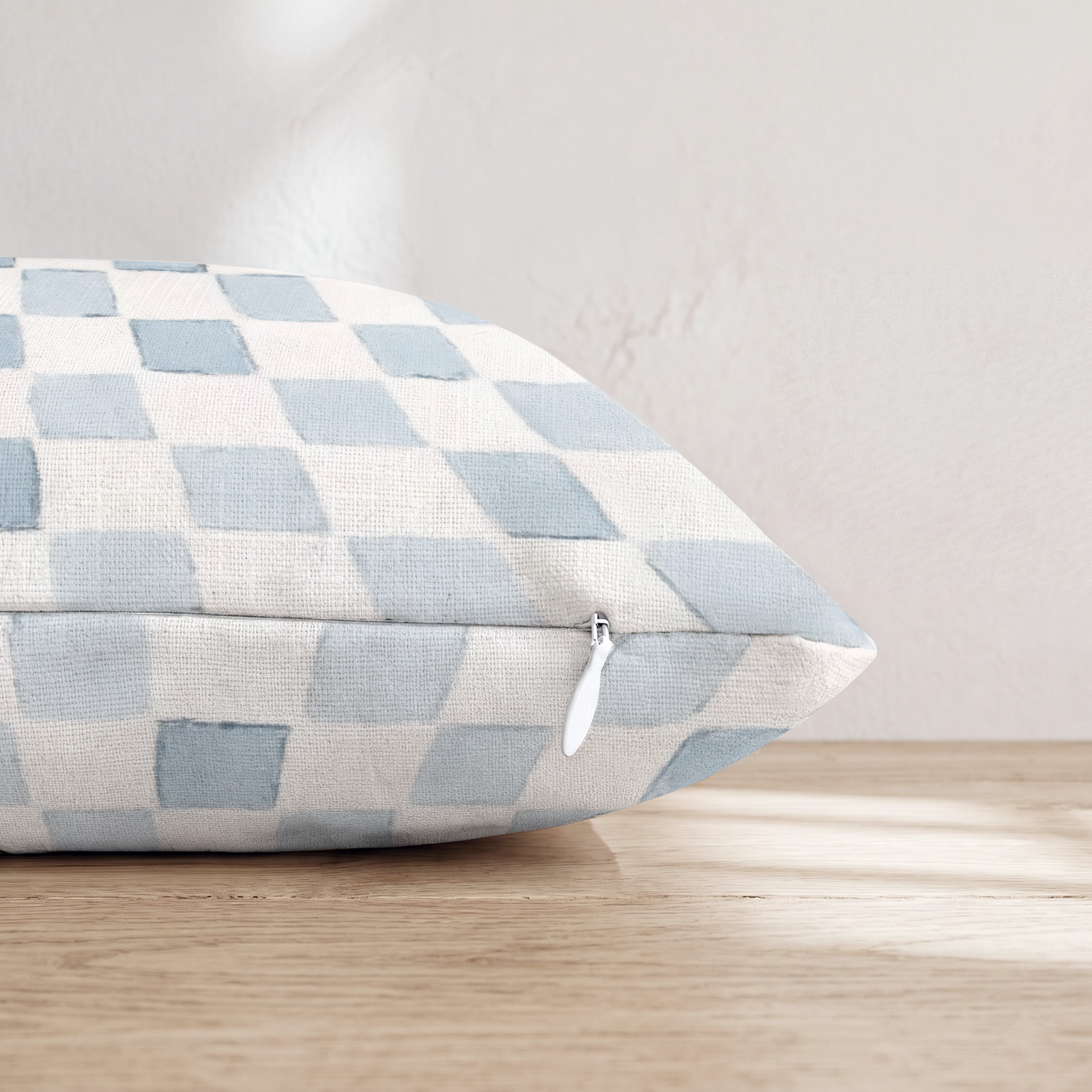 HH079611 HH079611_pillow_edge_zipper.png