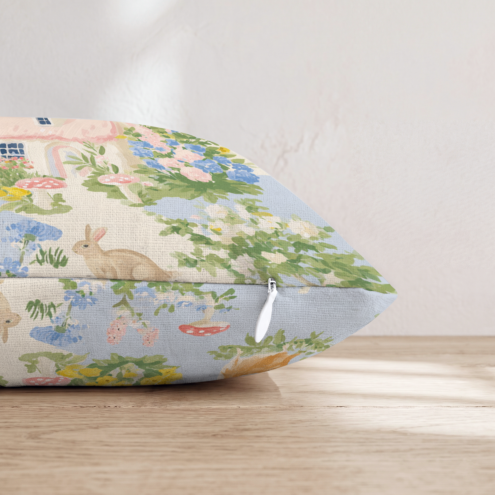 HH079872 HH079872_pillow_edge_zipper.png