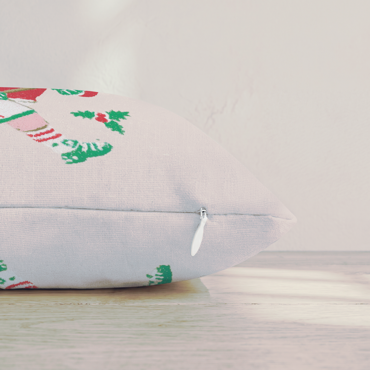 Holly Lacrosse Run Throw Pillow — Pillow Edge Zipper | hh:zipper:colorfix-20261006