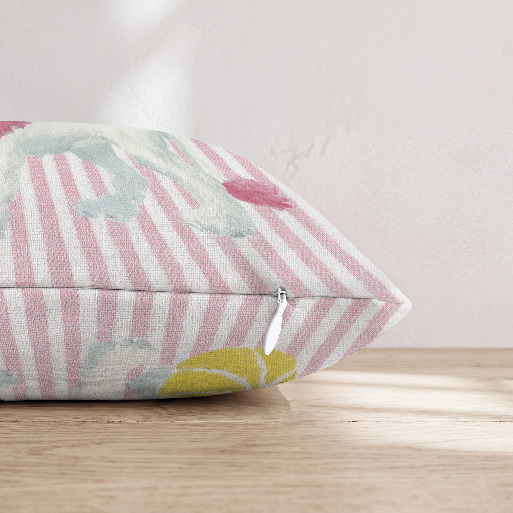 HH095276 HH095276_pillow_edge_zipper.png