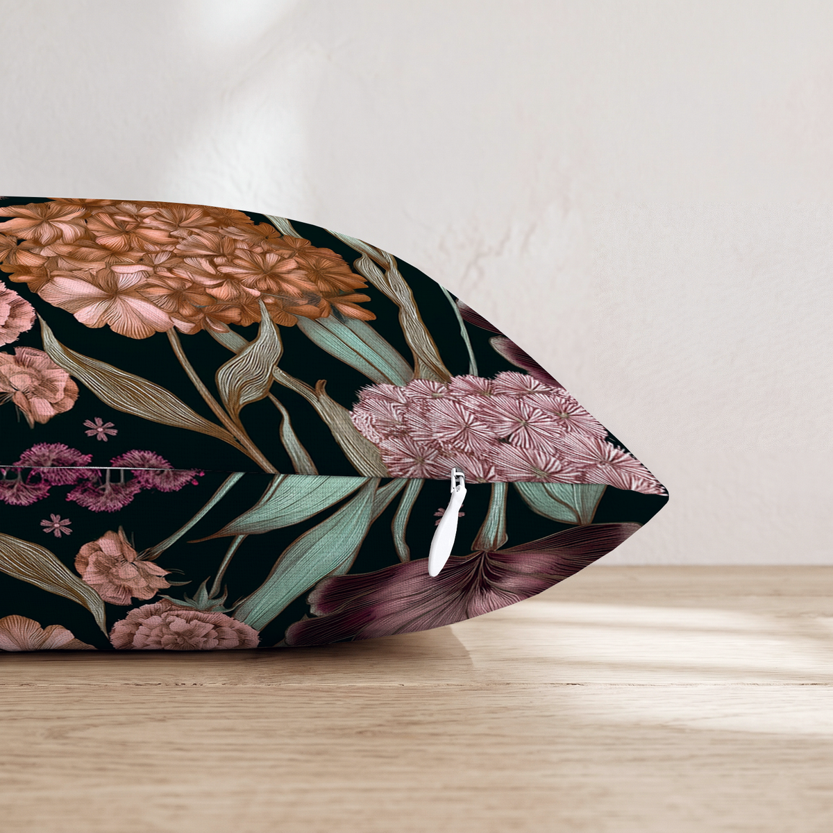 HH102013 HH102013_pillow_edge_zipper.png