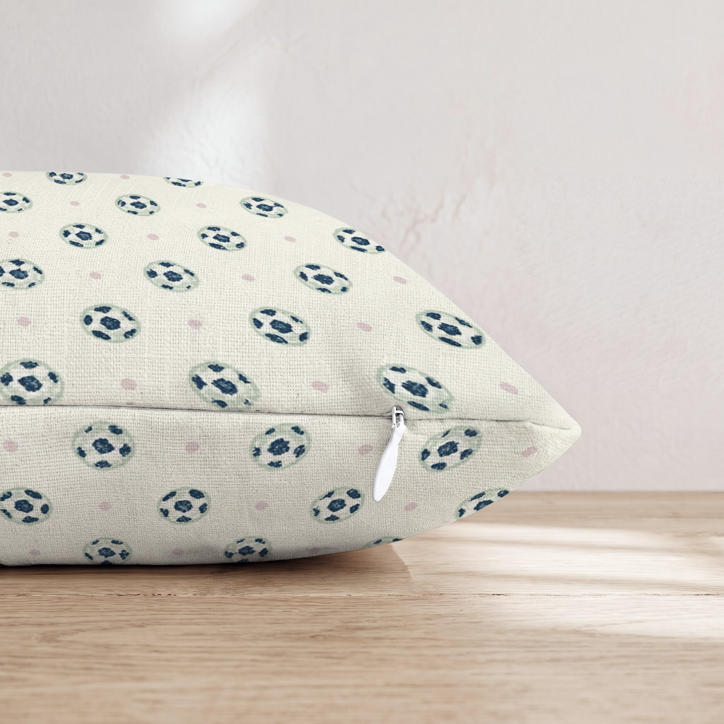 HH116217 HH116217_pillow_edge_zipper.png