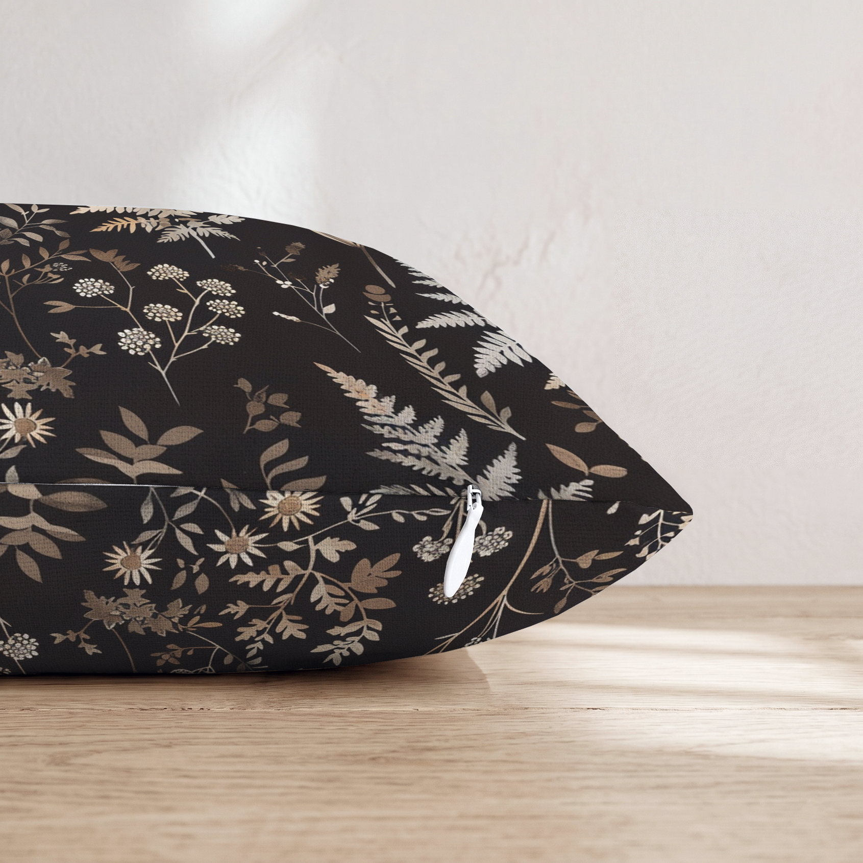 HH116280 HH116280_pillow_edge_zipper.png
