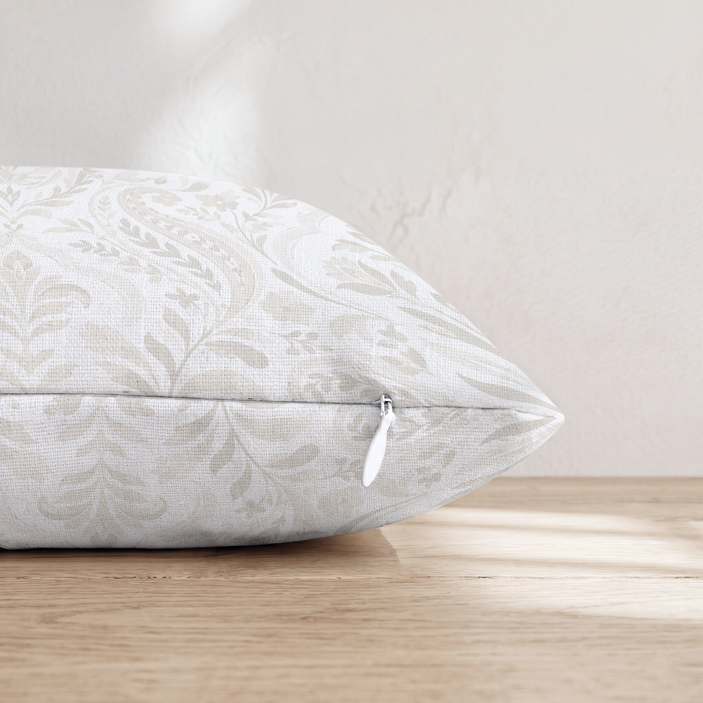 HH152277 HH152277_pillow_edge_zipper.png