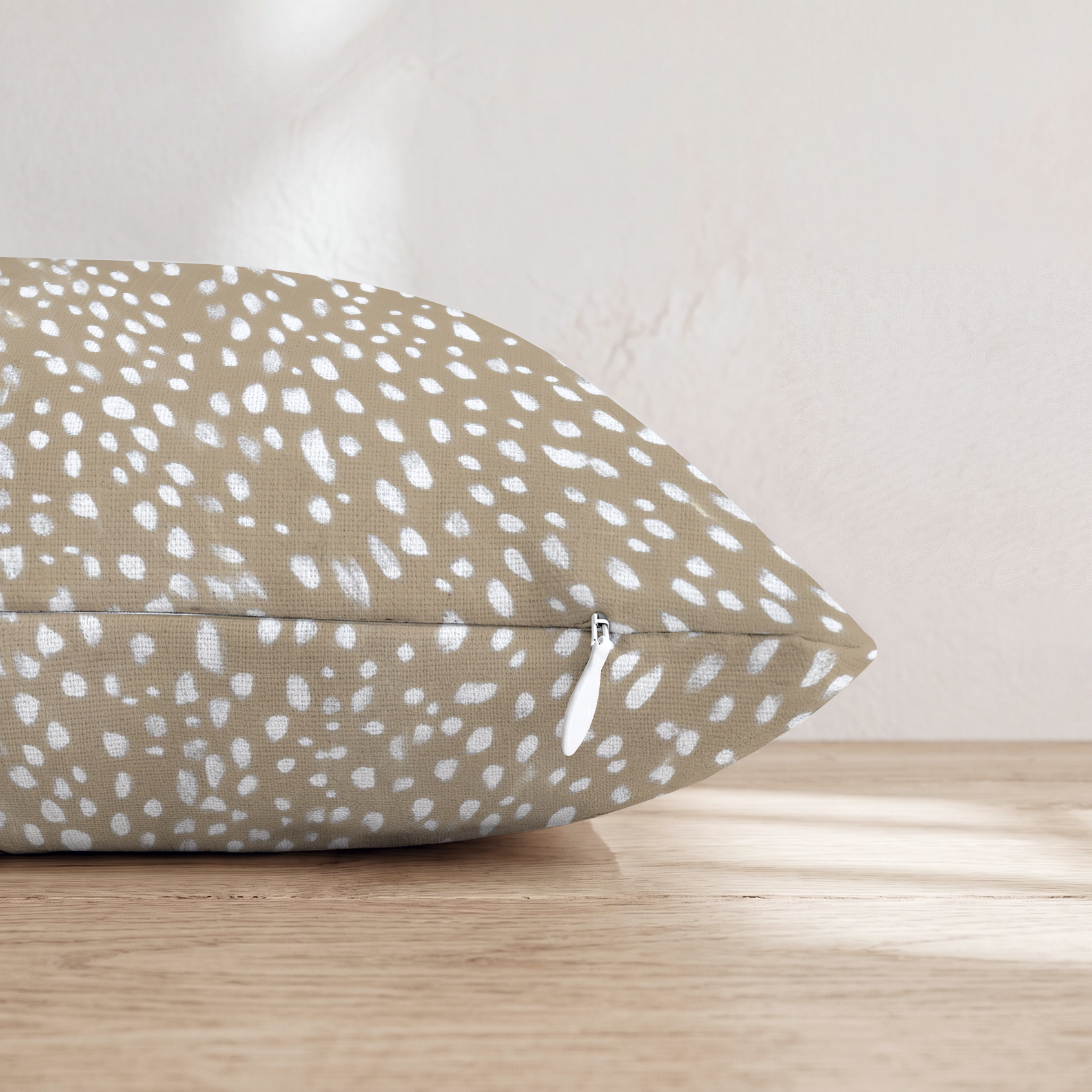 HH154074 HH154074_pillow_edge_zipper.png