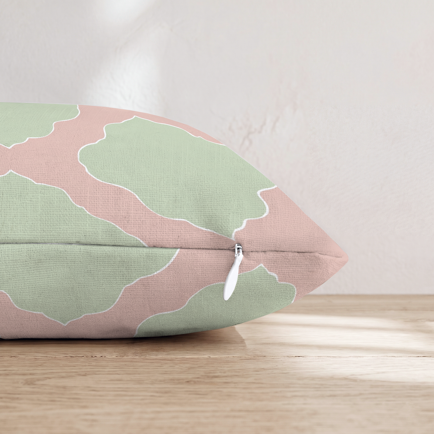 HH154586 HH154586_pillow_edge_zipper.png