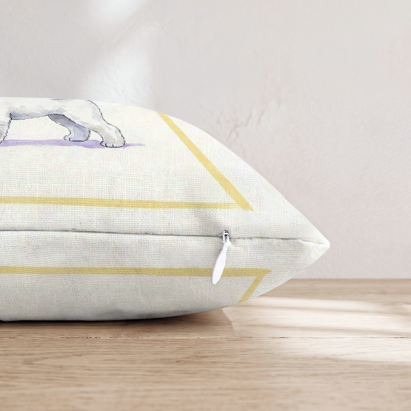 HH161550 HH161550_pillow_edge_zipper.png