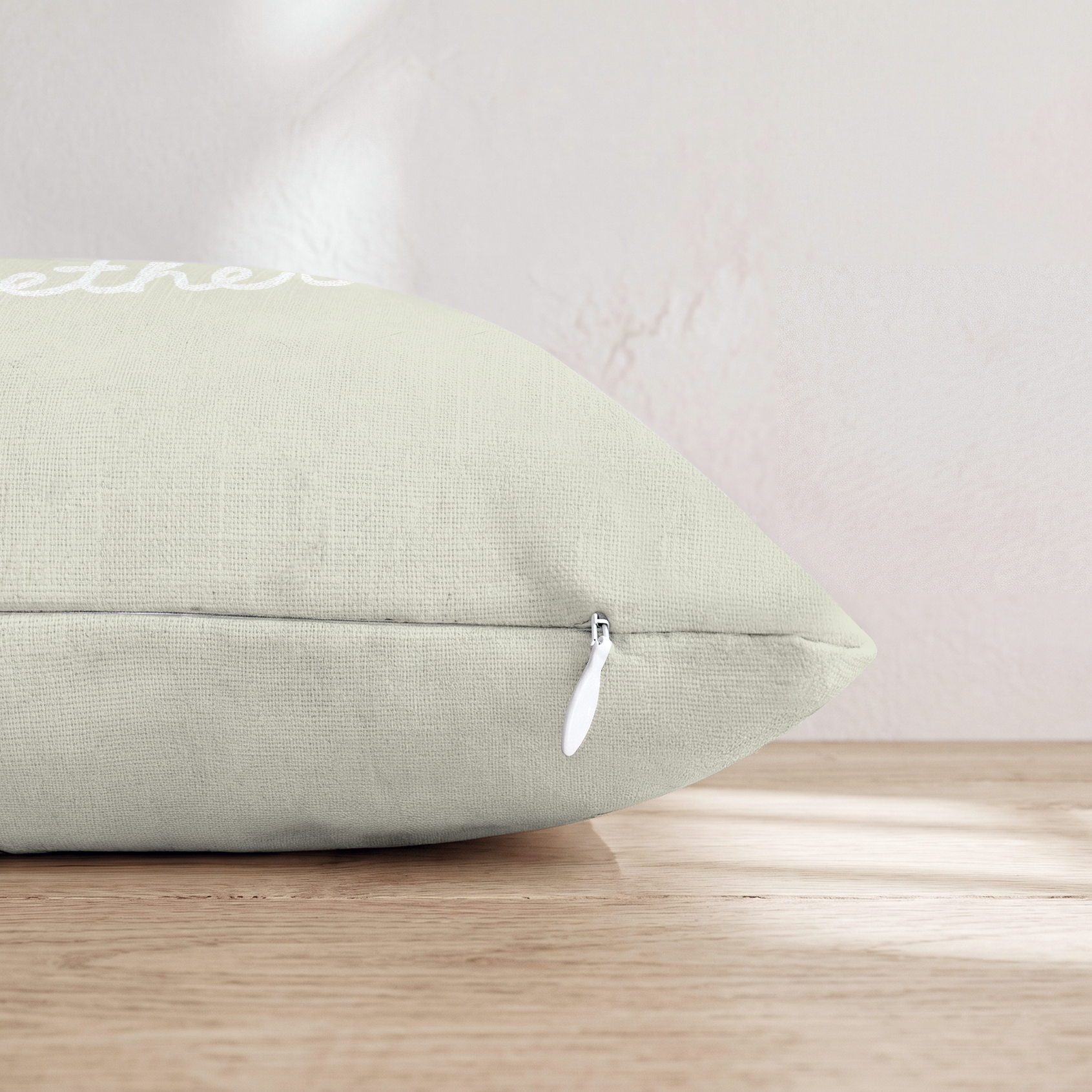 HH163390 HH163390_pillow_edge_zipper.png