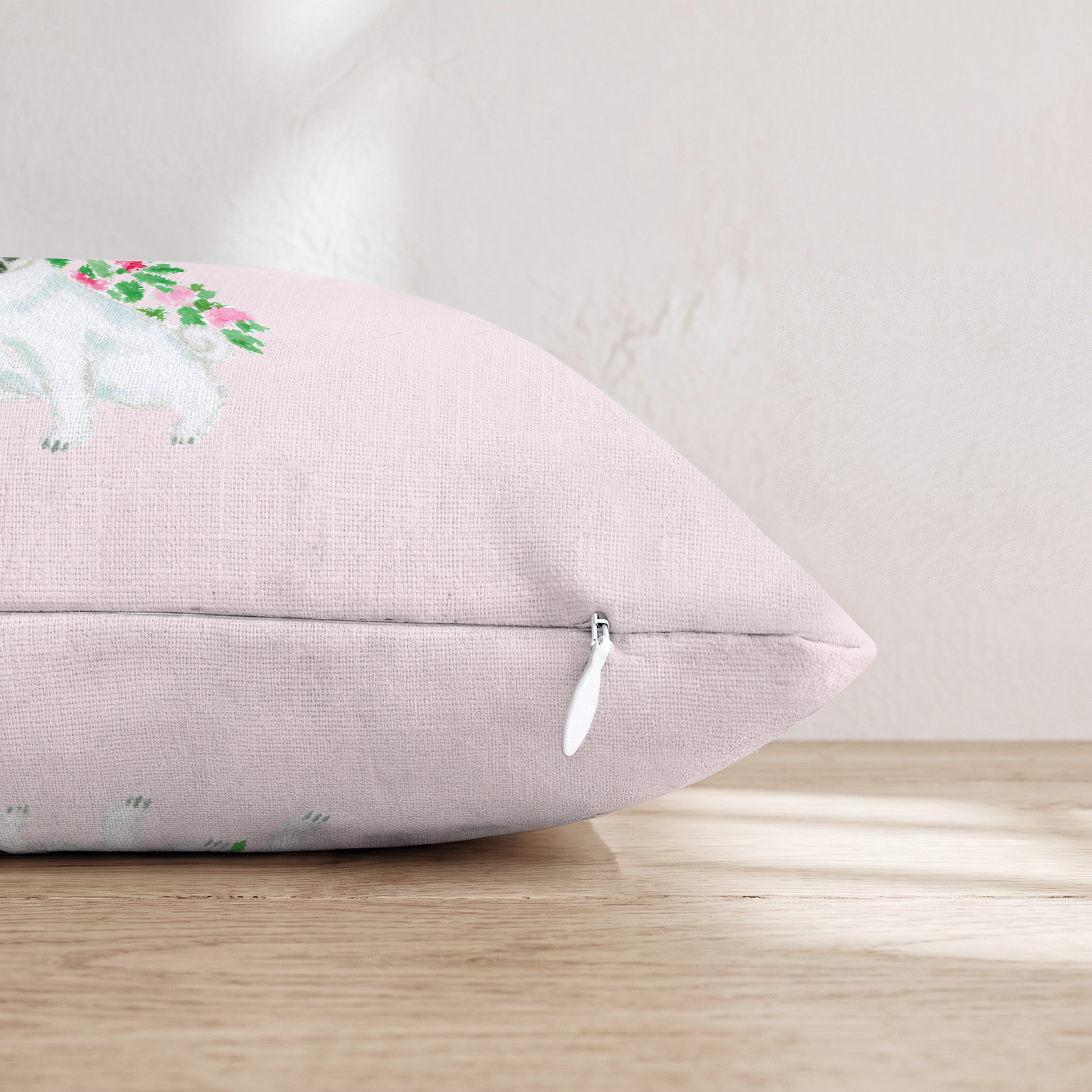 HH166493 HH166493_pillow_edge_zipper.png