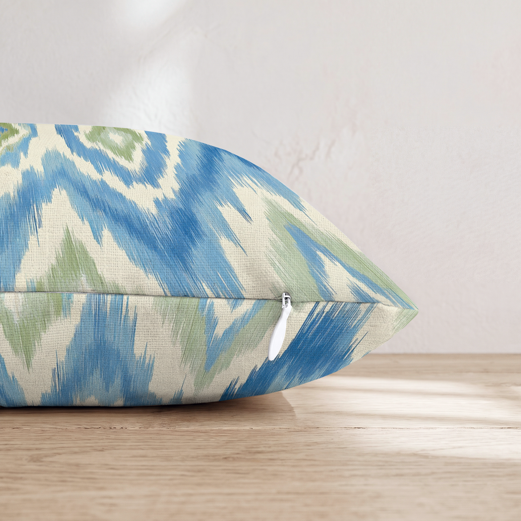 HH176058 HH176058_pillow_edge_zipper.png