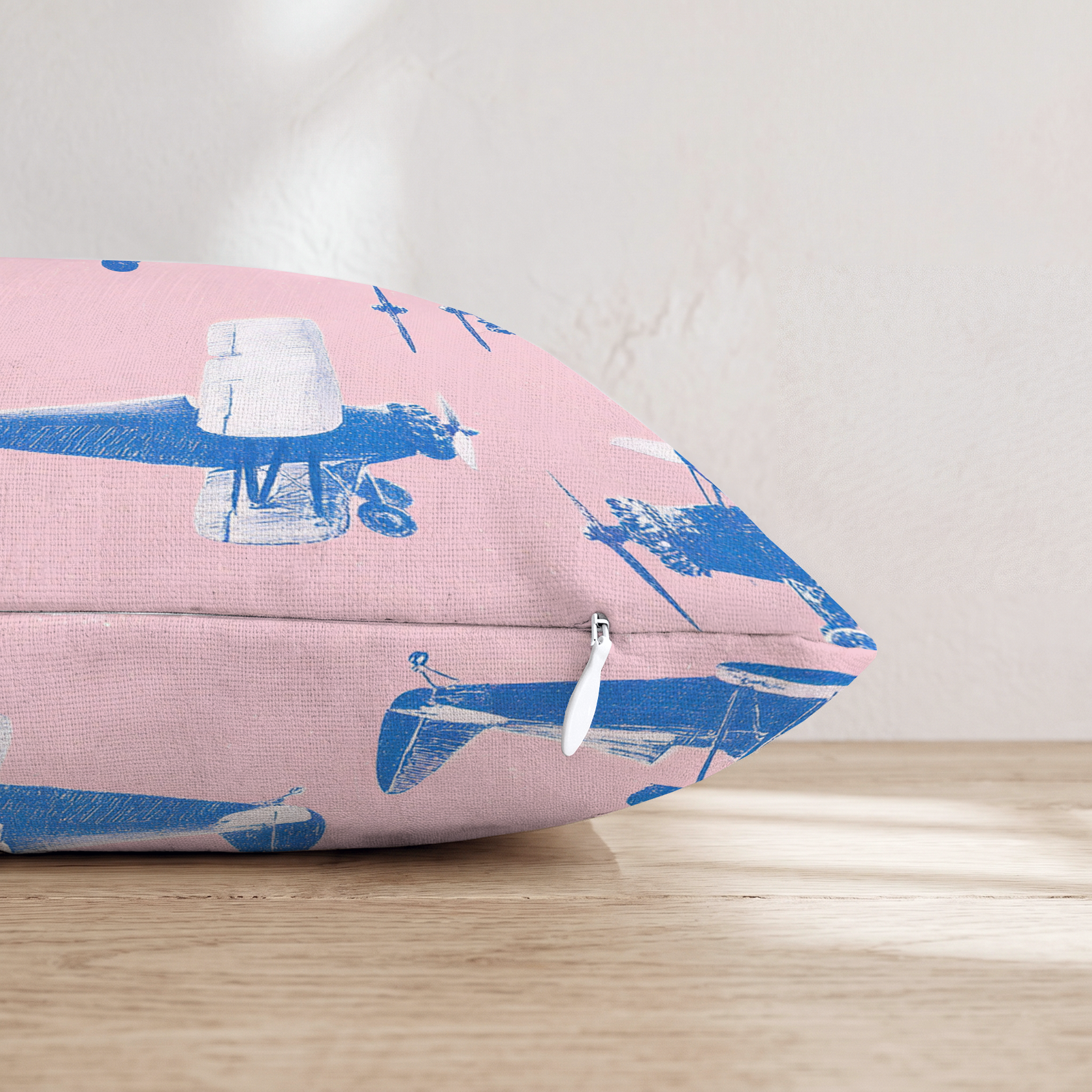 HH194660 HH194660_pillow_edge_zipper.png