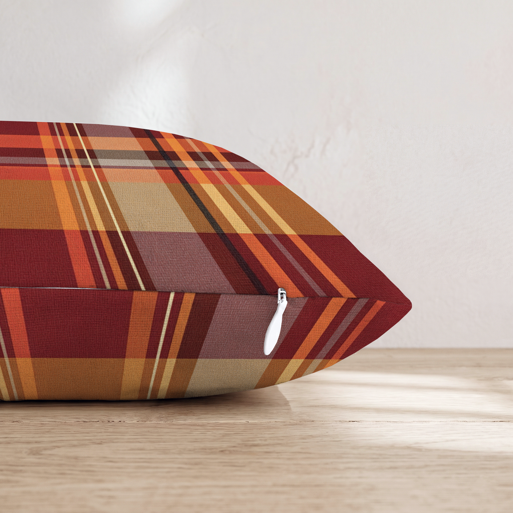HH196733 HH196733_pillow_edge_zipper.png