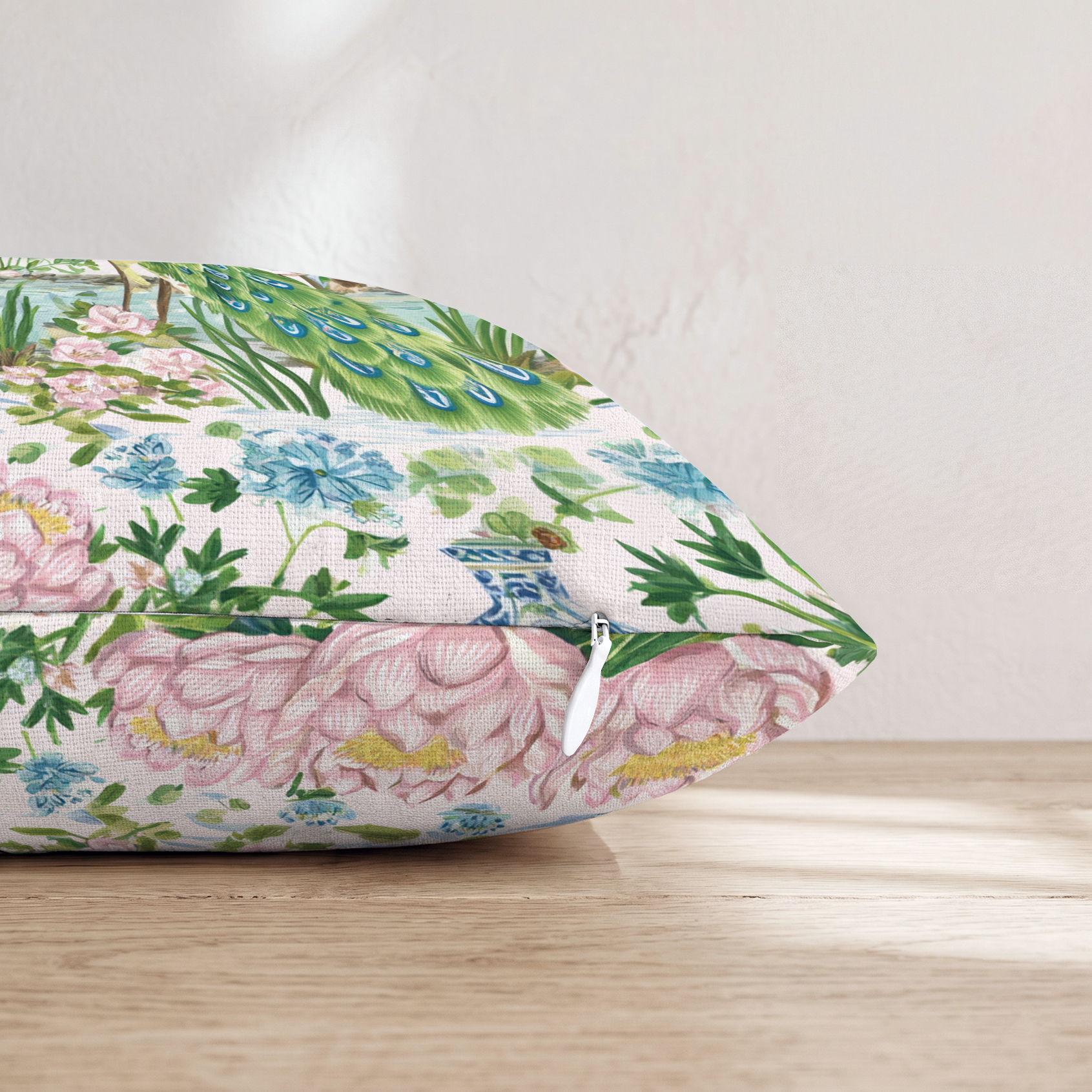 HH197132 HH197132_pillow_edge_zipper.png
