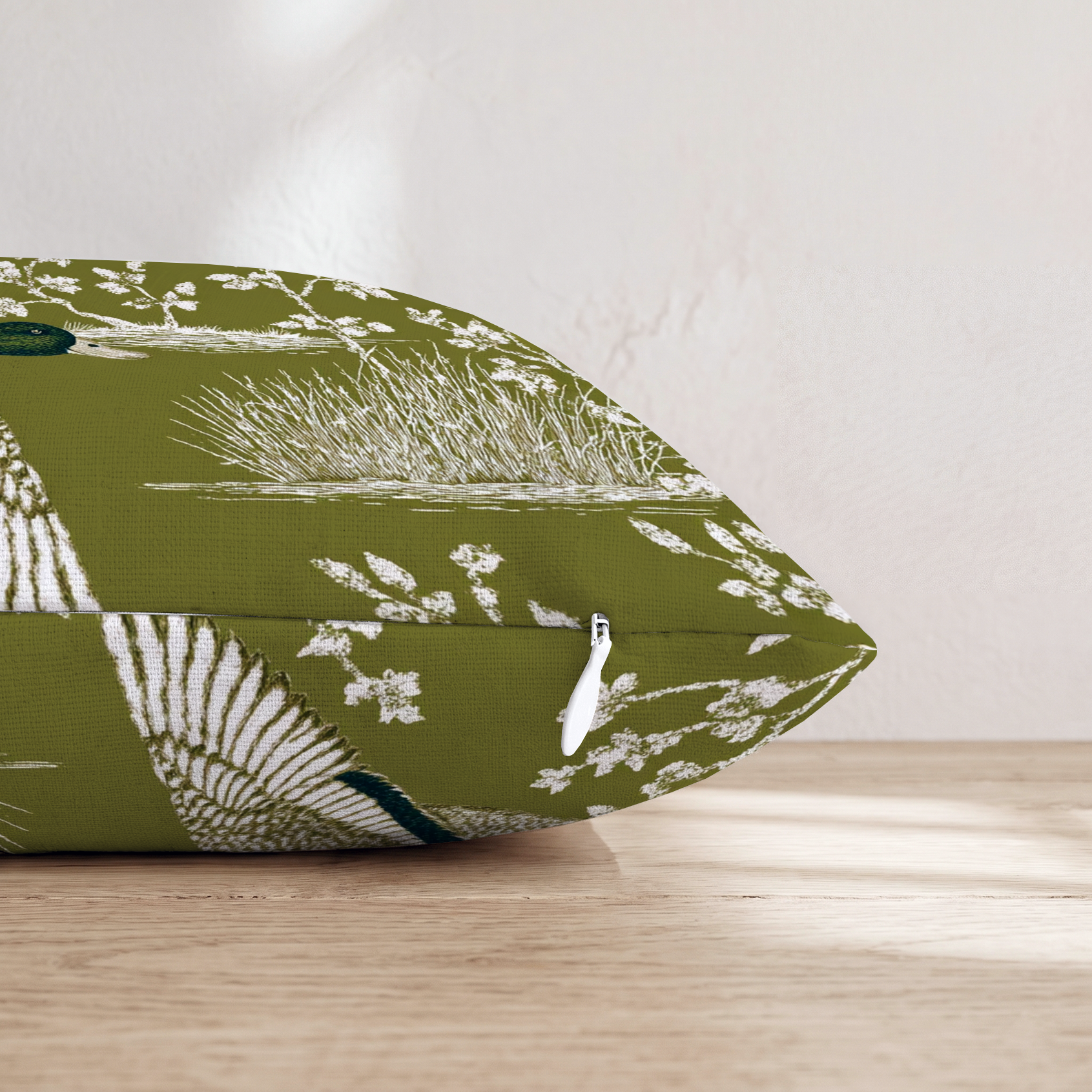 HH202872 HH202872_pillow_edge_zipper.png