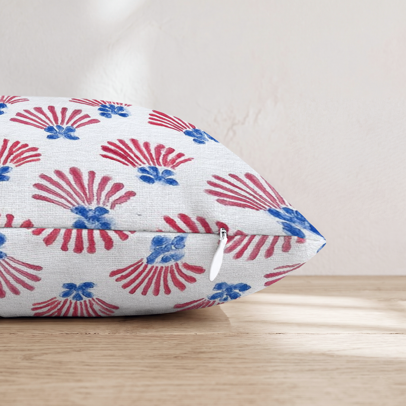 HH204785 HH204785_pillow_edge_zipper.png