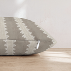 HH207035 HH207035_pillow_edge_zipper.png