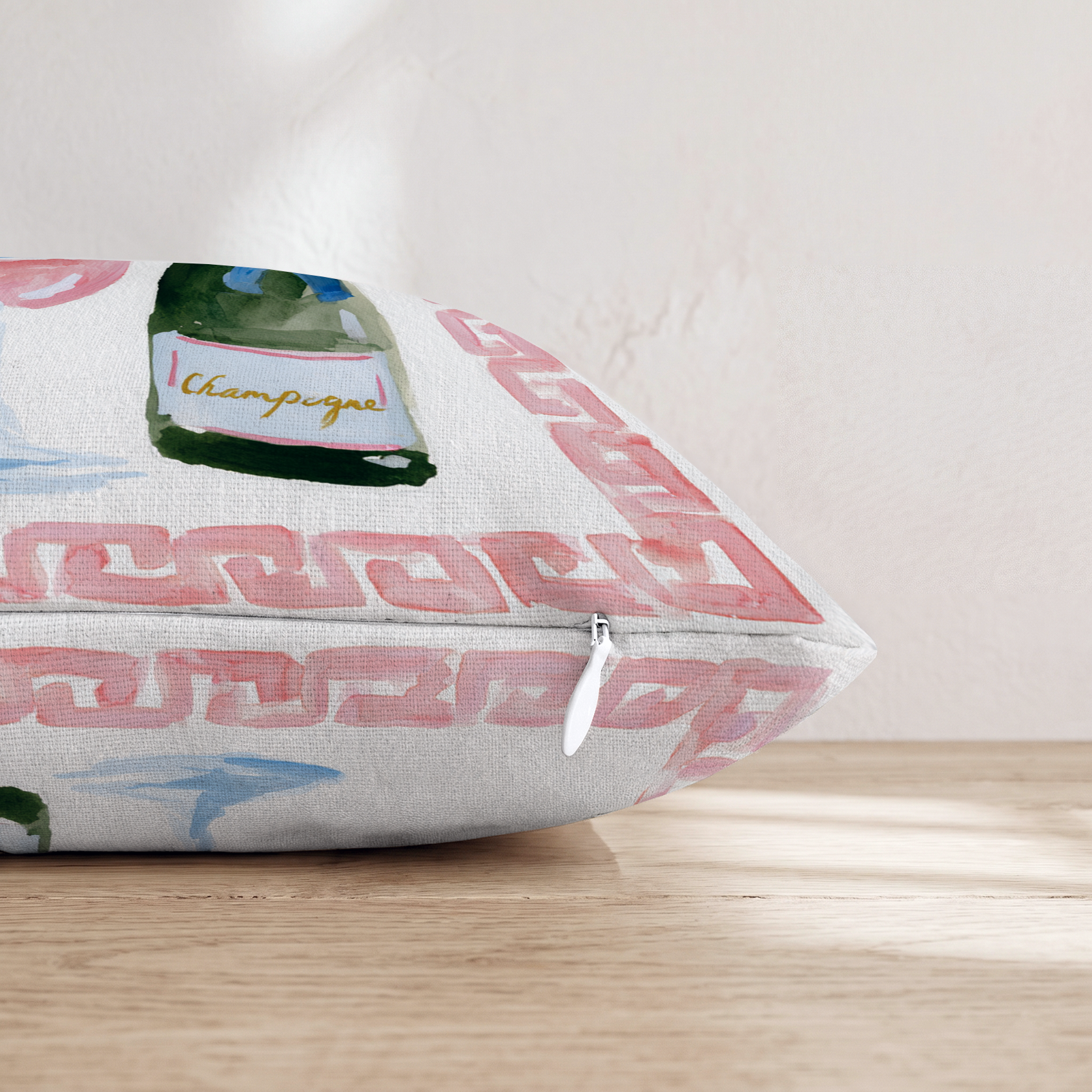 HH218646 HH218646_pillow_edge_zipper.png