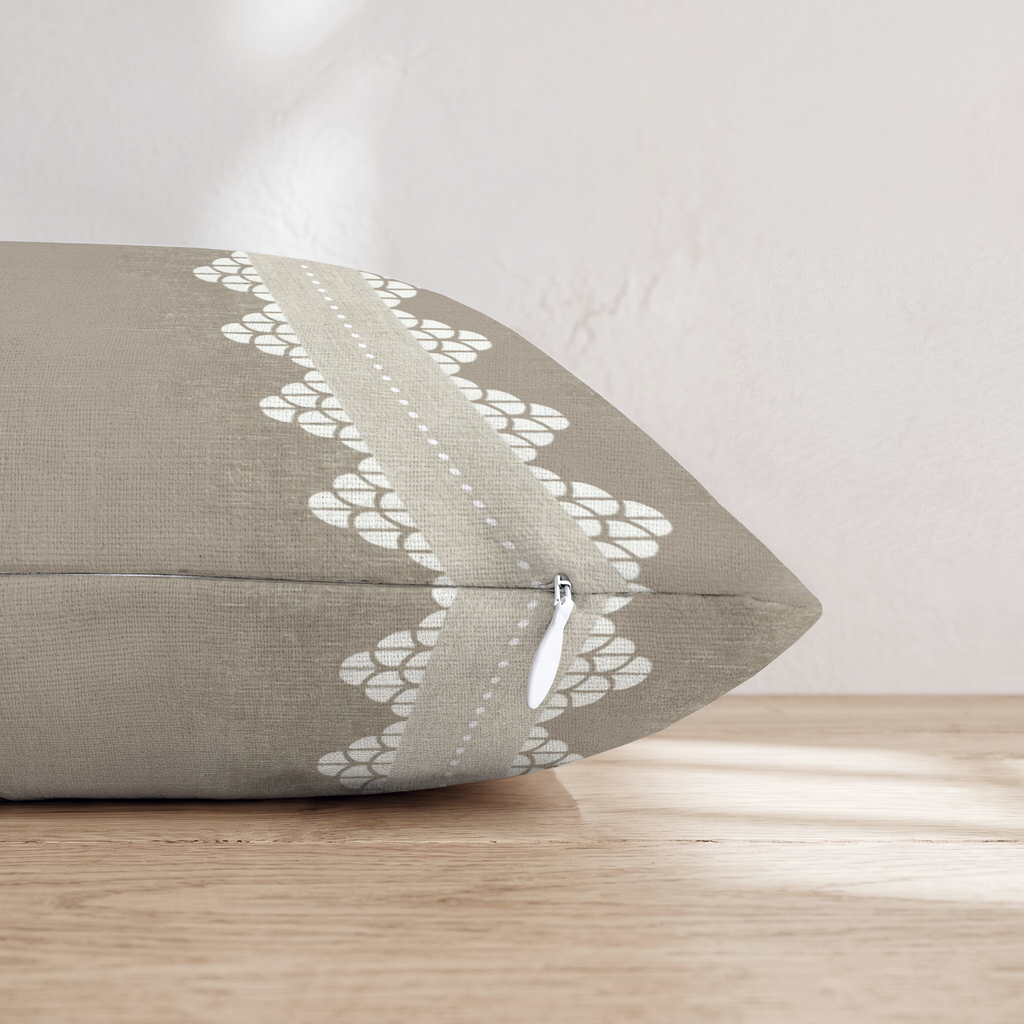 HH232143 HH232143_pillow_edge_zipper.png
