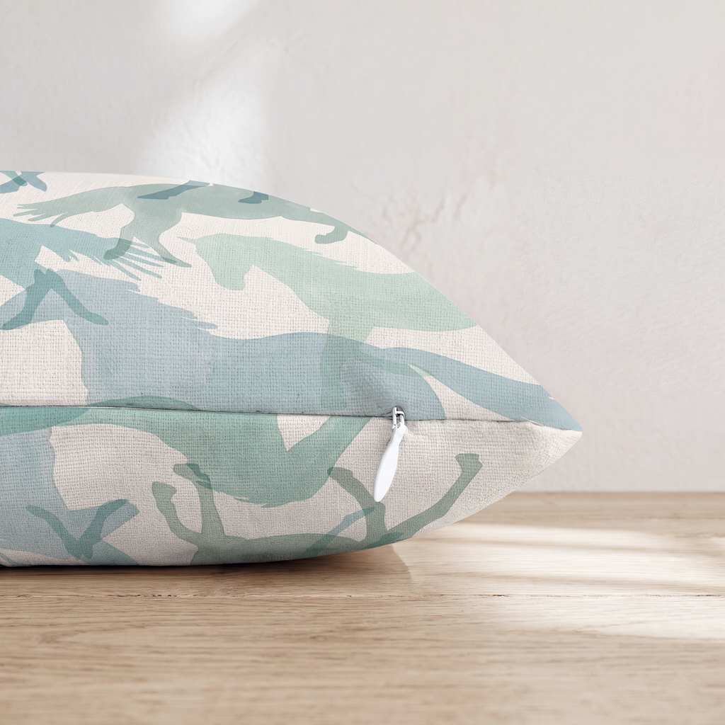 HH236433 HH236433_pillow_edge_zipper.png