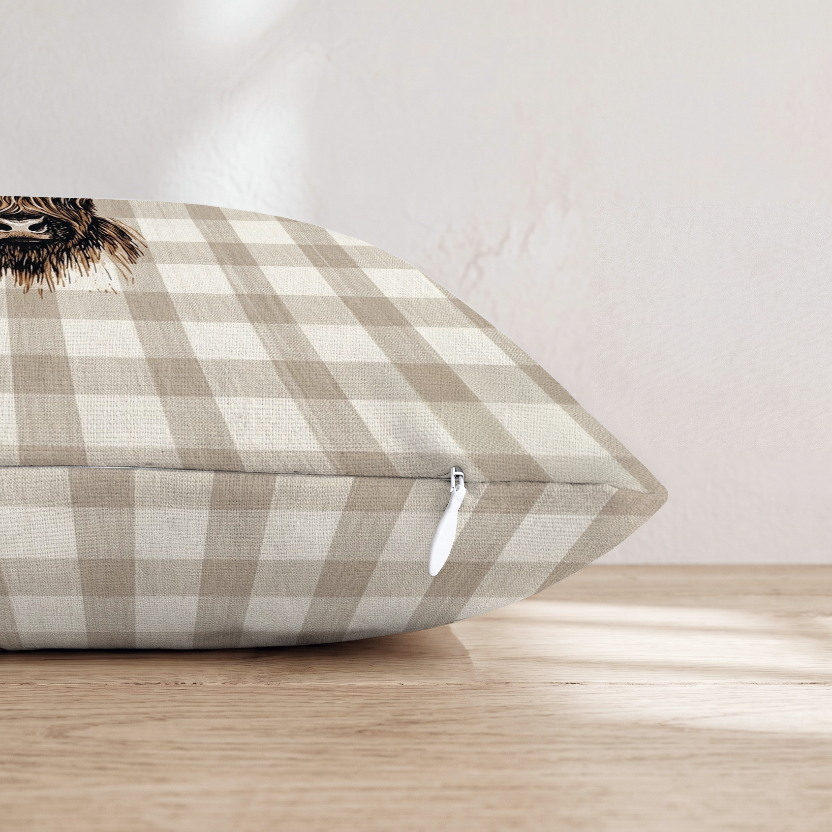 HH238245 HH238245_pillow_edge_zipper.png