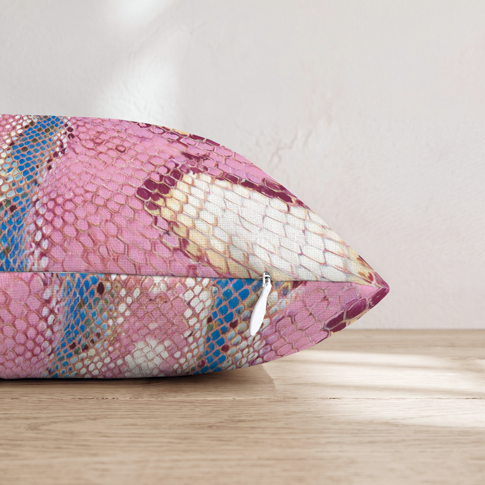 HH238449 HH238449_pillow_edge_zipper.png