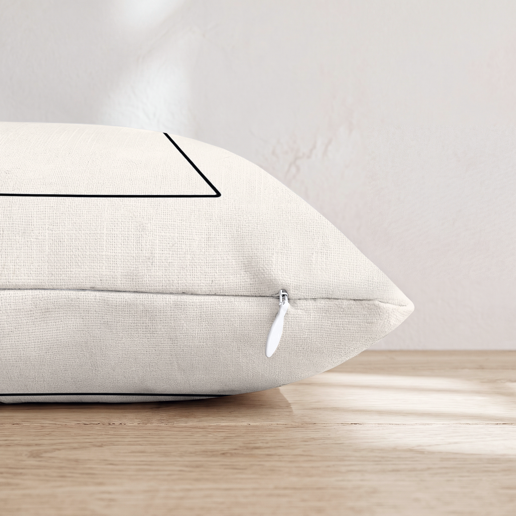 HH238484 HH238484_pillow_edge_zipper.png
