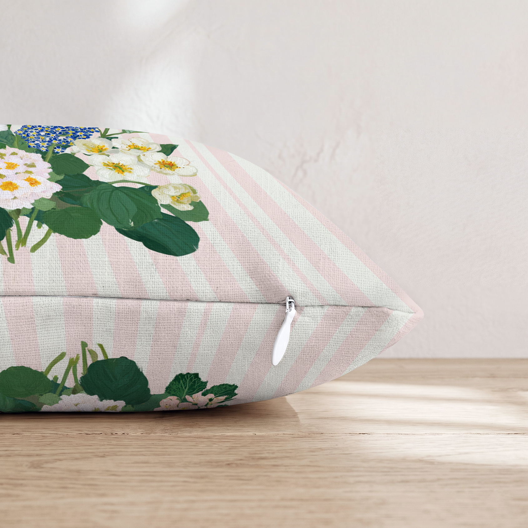 HH253678 HH253678_pillow_edge_zipper.png
