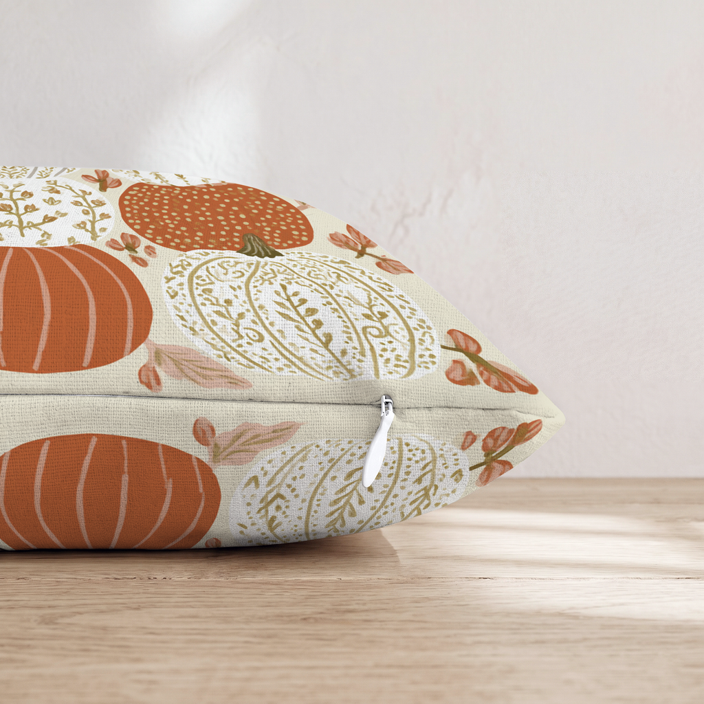 HH258093 HH258093_pillow_edge_zipper.png