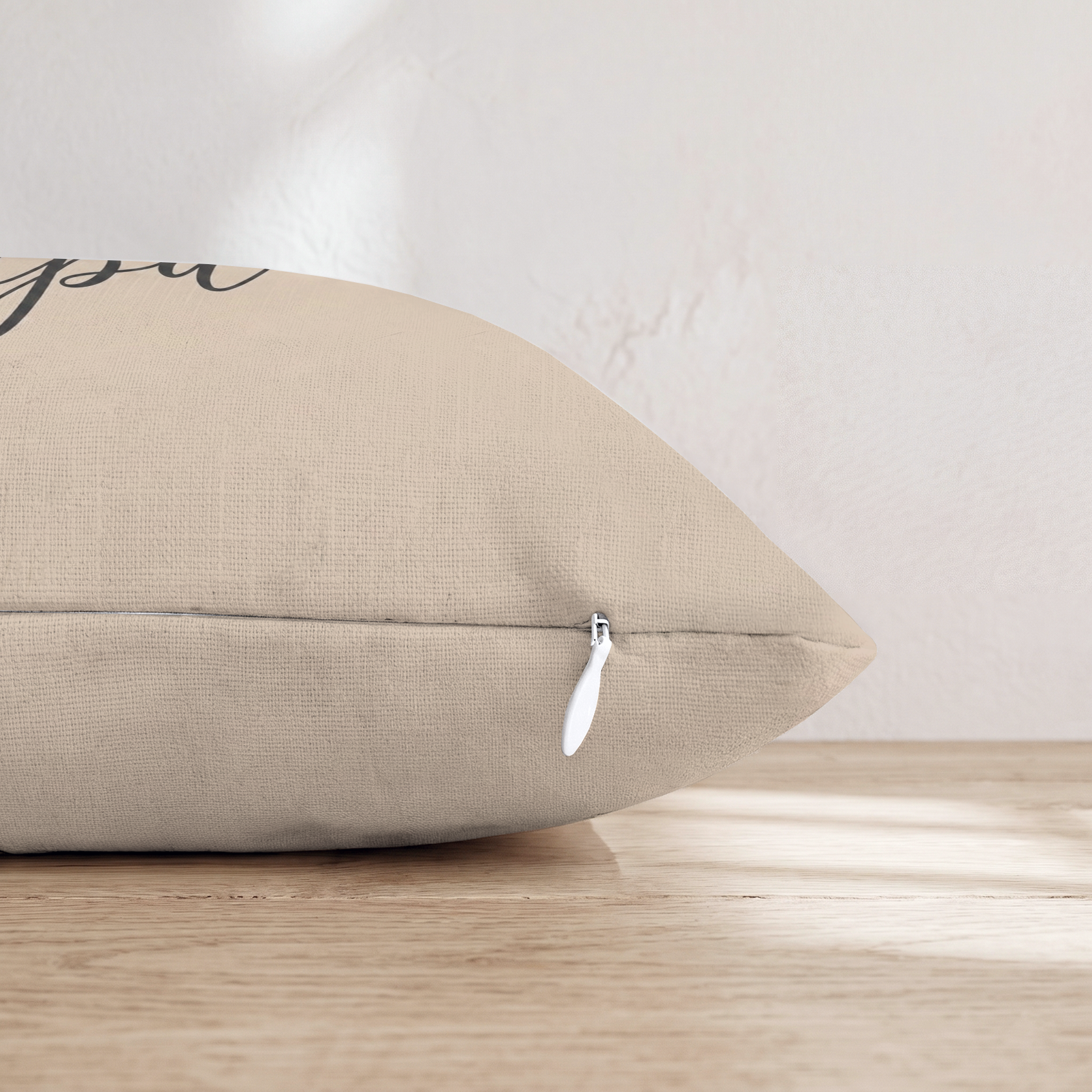 HH260306 HH260306_pillow_edge_zipper.png