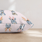 HH277828 HH277828_pillow_edge_zipper.png