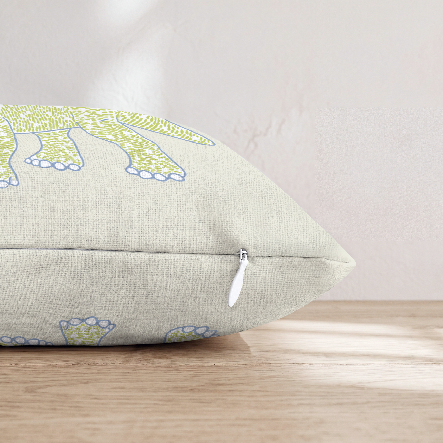 HH278783 HH278783_pillow_edge_zipper.png