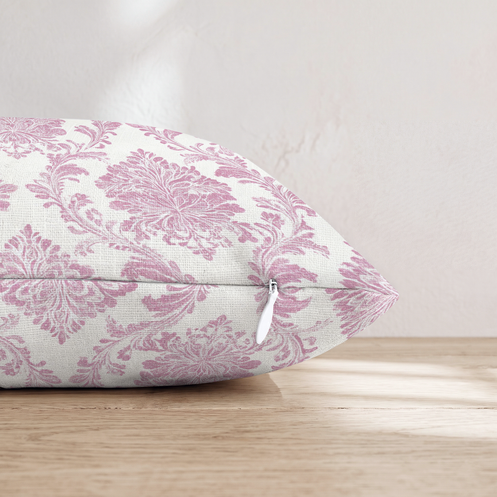 HH282677 HH282677_pillow_edge_zipper.png
