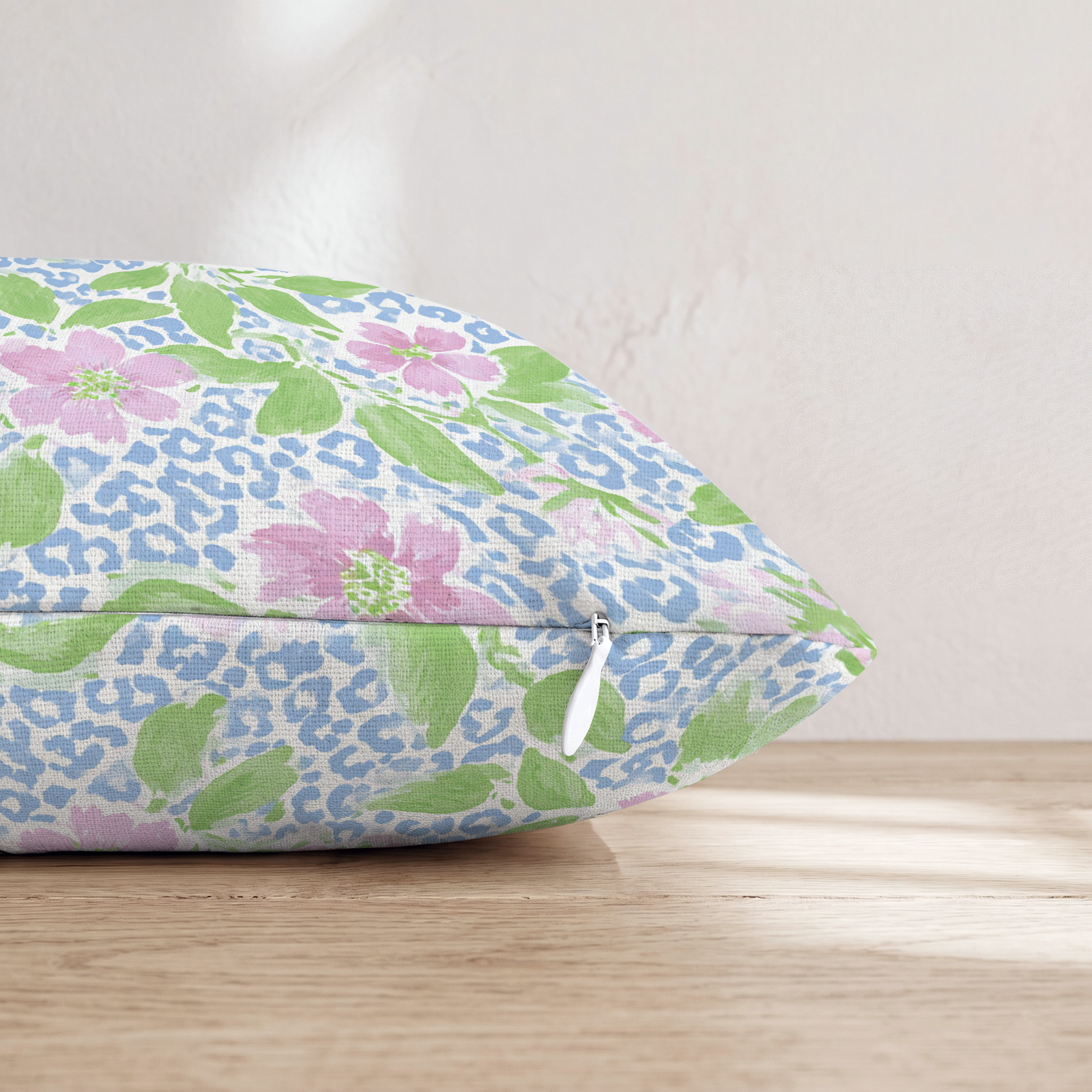 HH282883 HH282883_pillow_edge_zipper.png