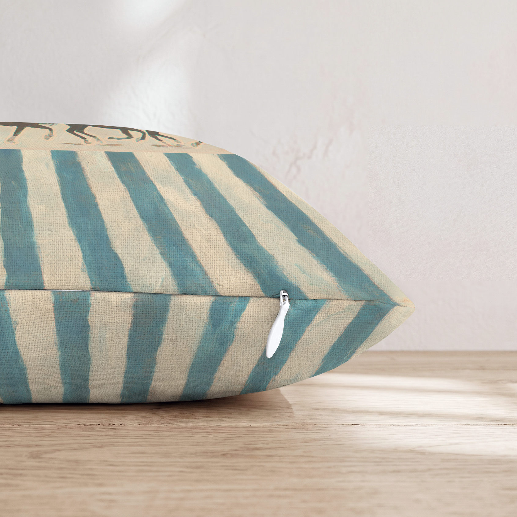 HH305674 HH305674_pillow_edge_zipper.png