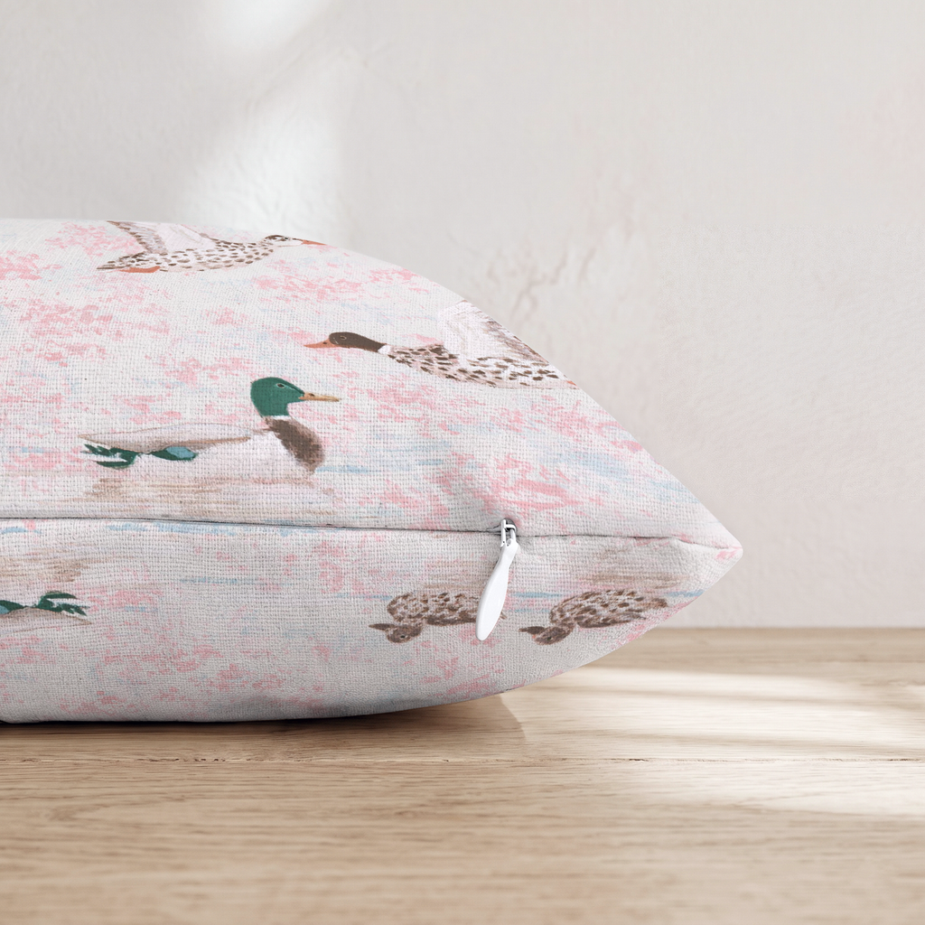 HH305965 HH305965_pillow_edge_zipper.png