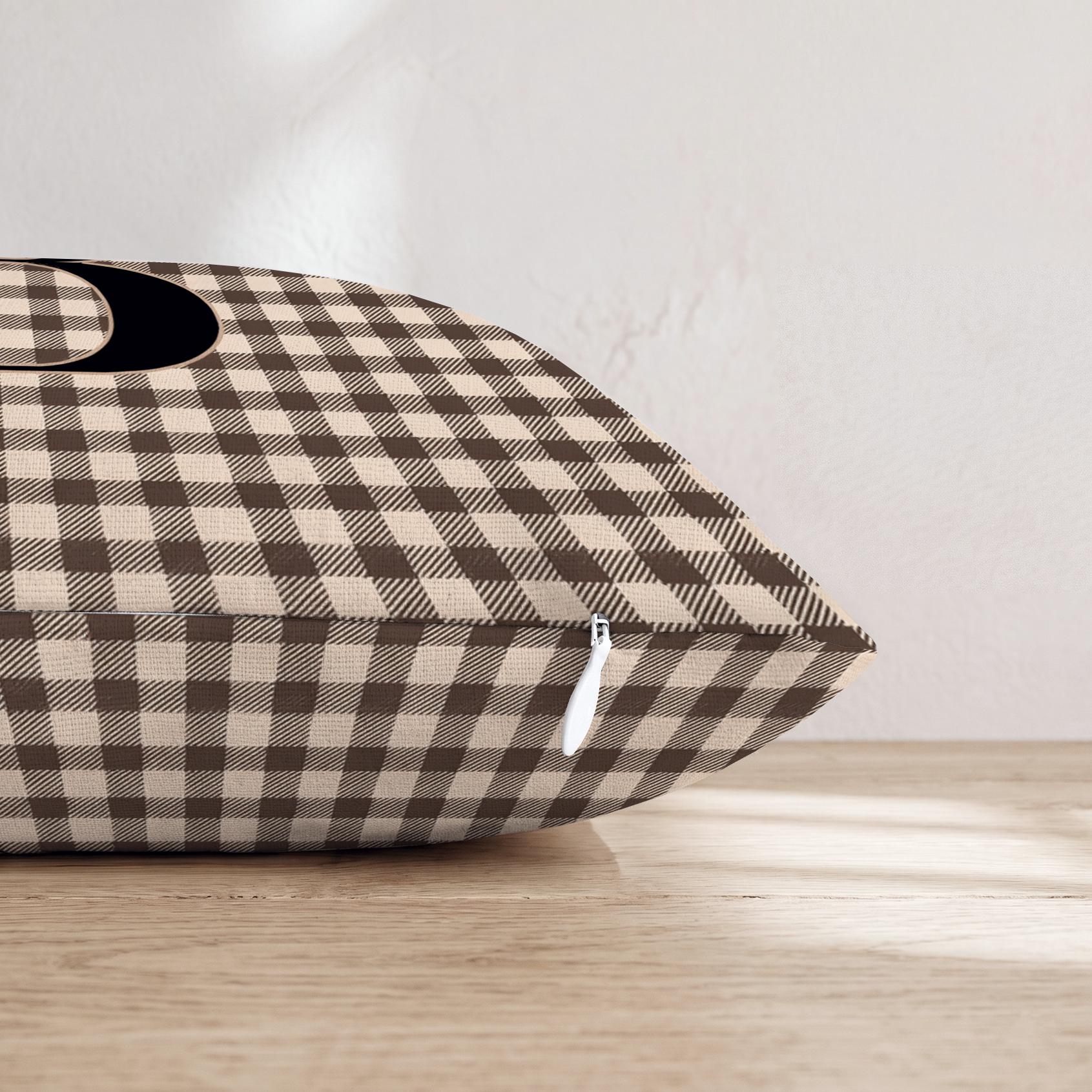 HH322765 HH322765_pillow_edge_zipper.png