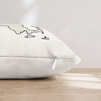 HH322879 HH322879_pillow_edge_zipper.png