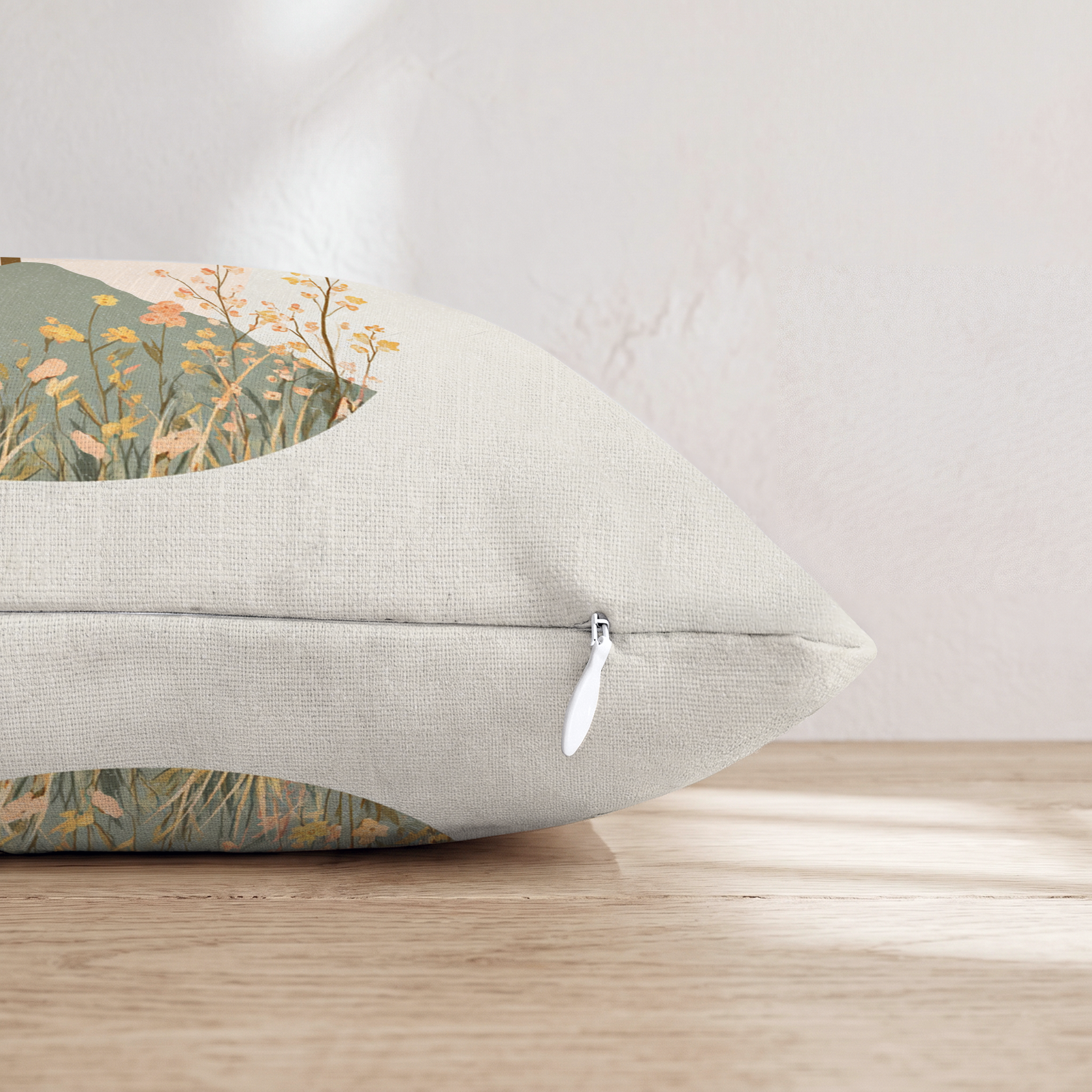HH331373 HH331373_pillow_edge_zipper.png
