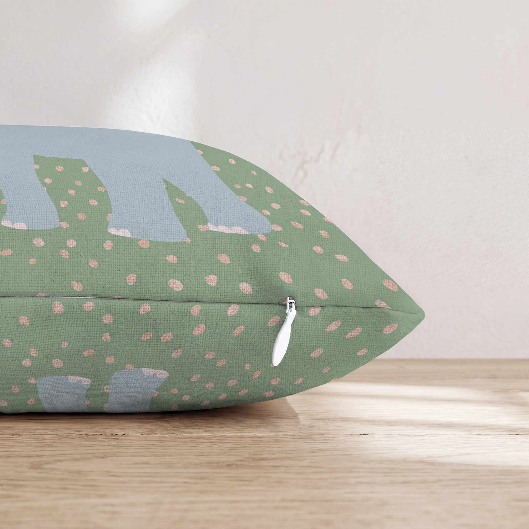 HH338642 HH338642_pillow_edge_zipper.png