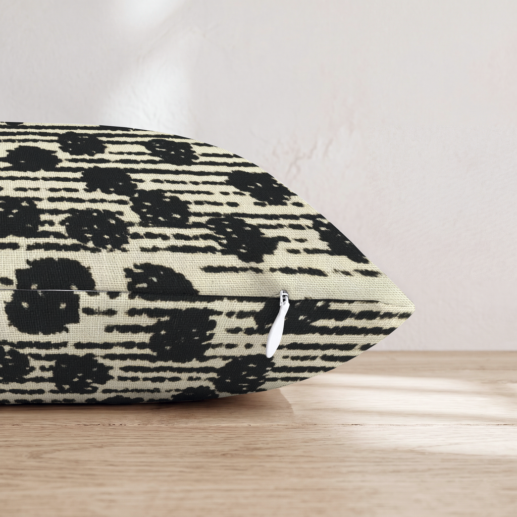 HH347260 HH347260_pillow_edge_zipper.png