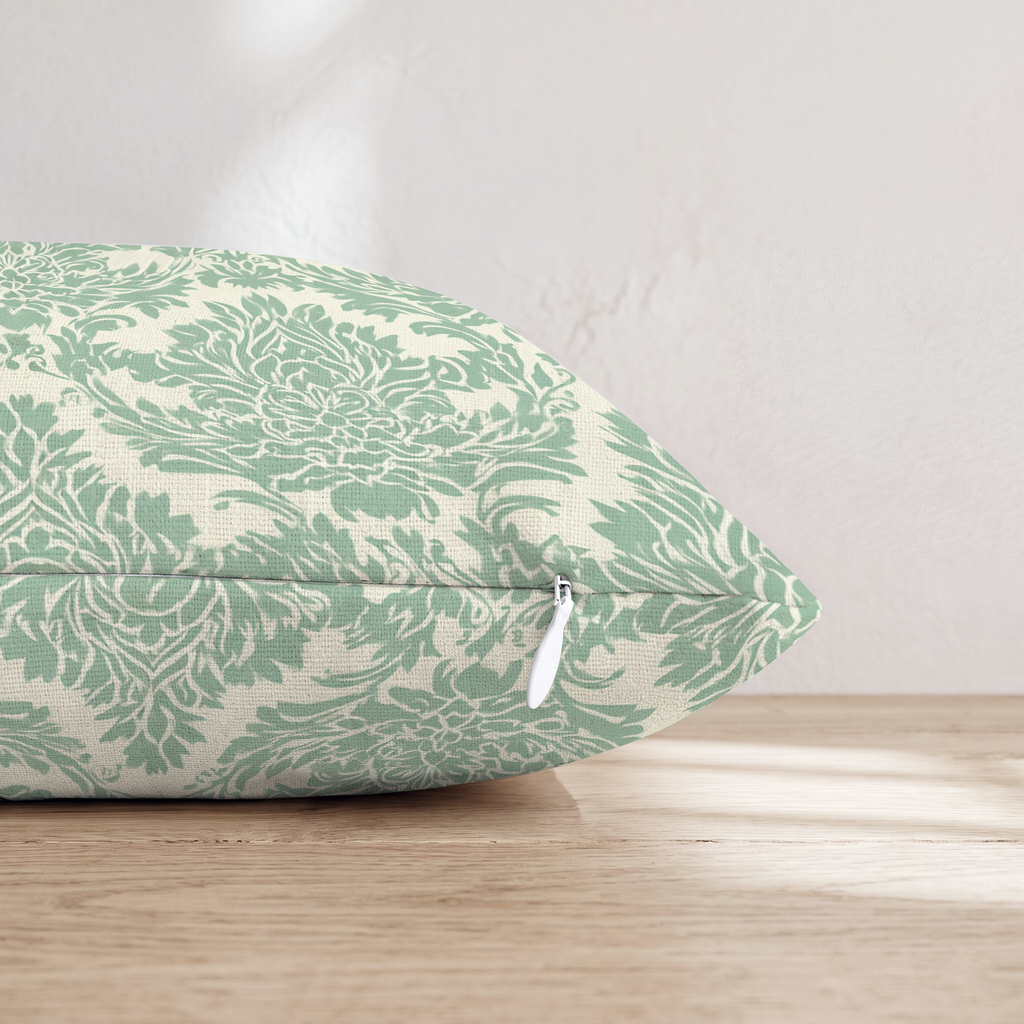 HH349286 HH349286_pillow_edge_zipper.png