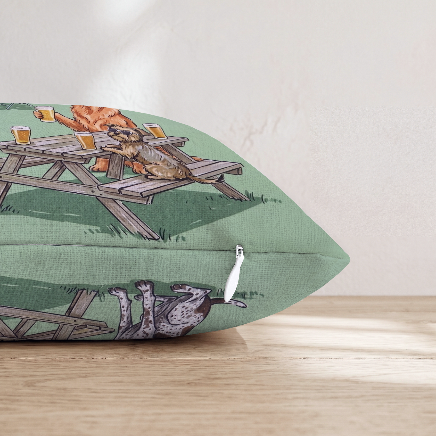 HH352349 HH352349_pillow_edge_zipper.png