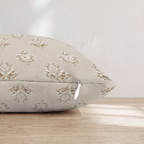 HH352473 HH352473_pillow_edge_zipper.png