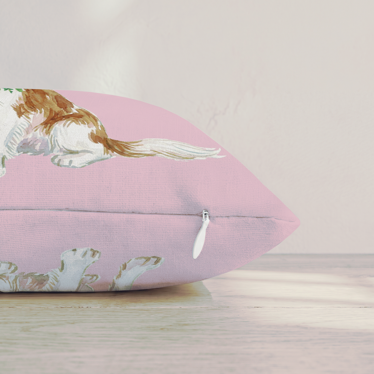 Cavalier King Charles Spanie Berry Wreath Throw Pillow — Pillow Edge Zipper | hh:zipper:colorfix-20261006