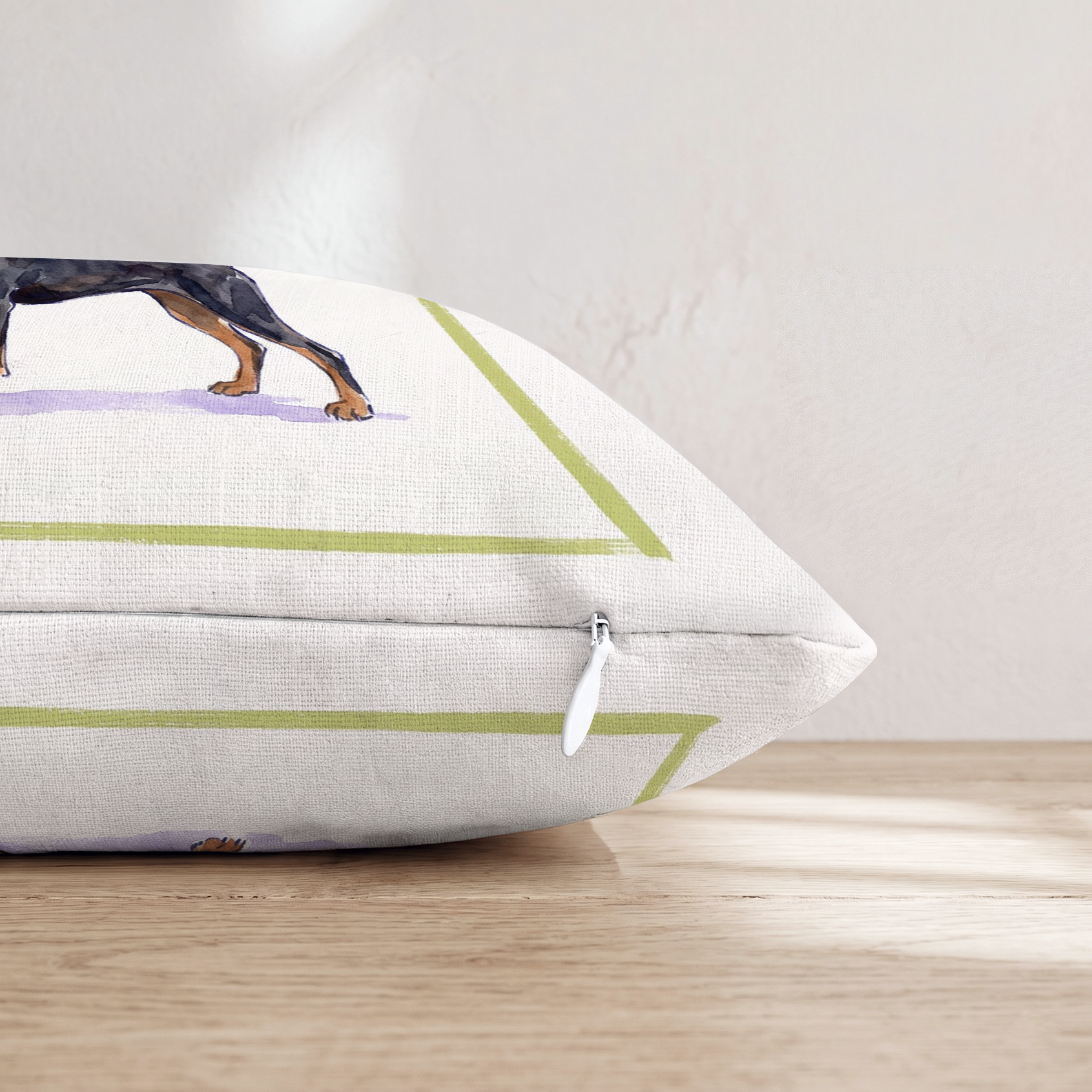 HH357064 HH357064_pillow_edge_zipper.png