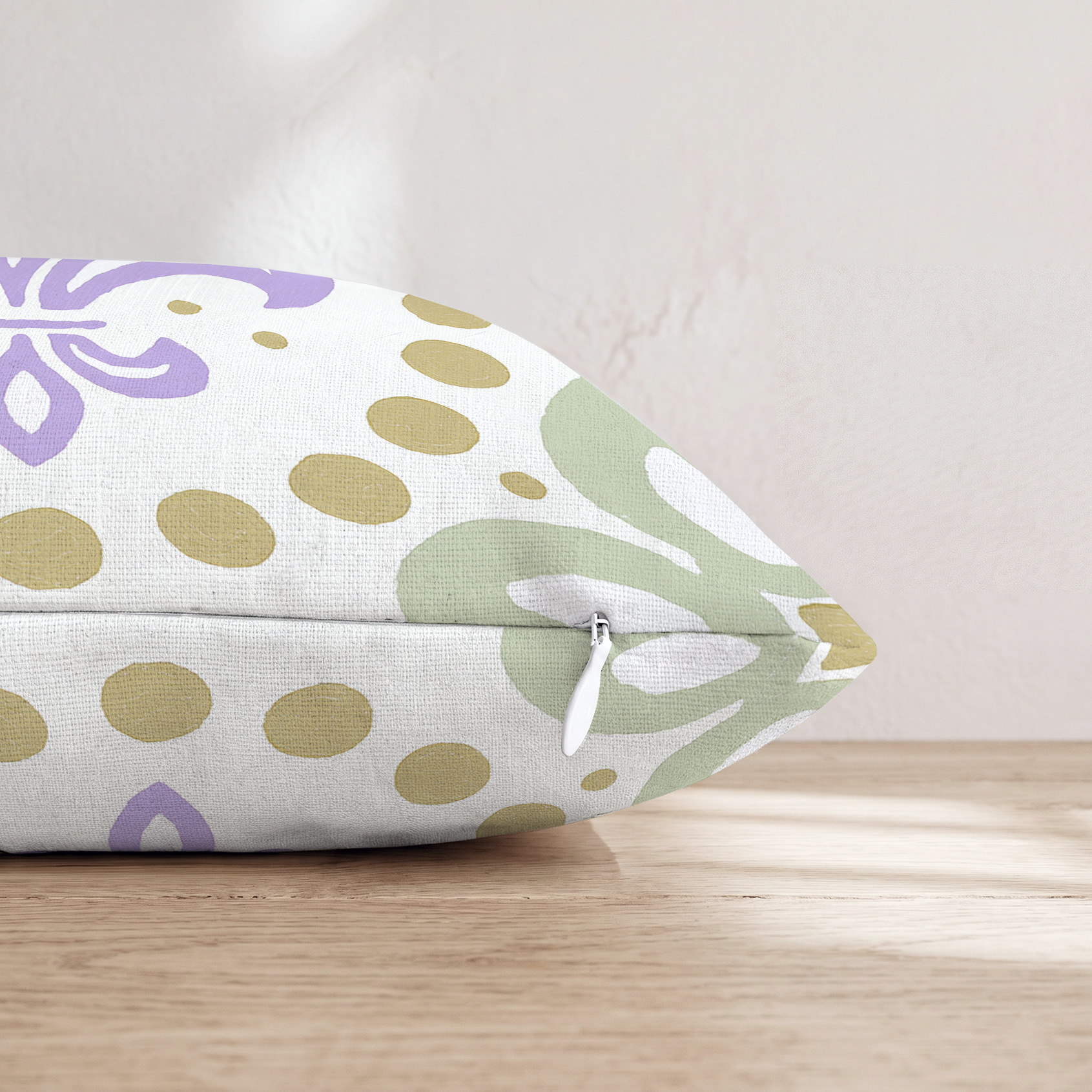 HH358389 HH358389_pillow_edge_zipper.png