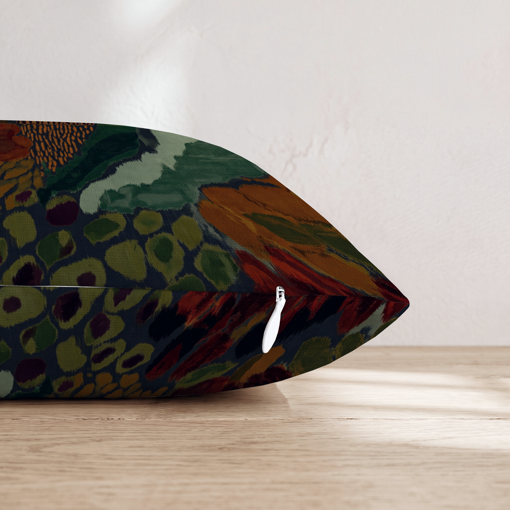 HH363467 HH363467_pillow_edge_zipper.png