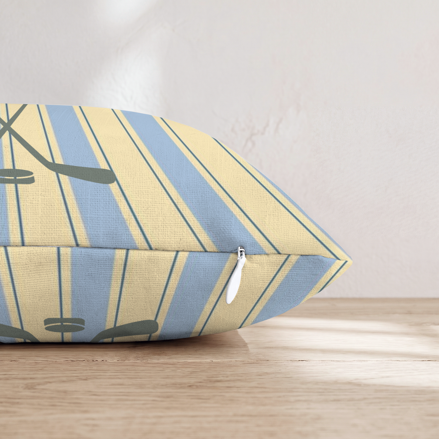 HH364258 HH364258_pillow_edge_zipper.png